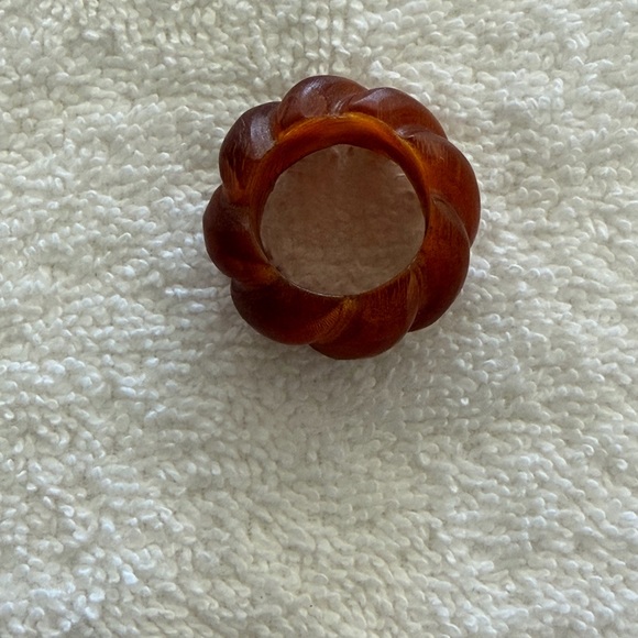 Jewelry - Carved Amber-Tone Swirl Ring
